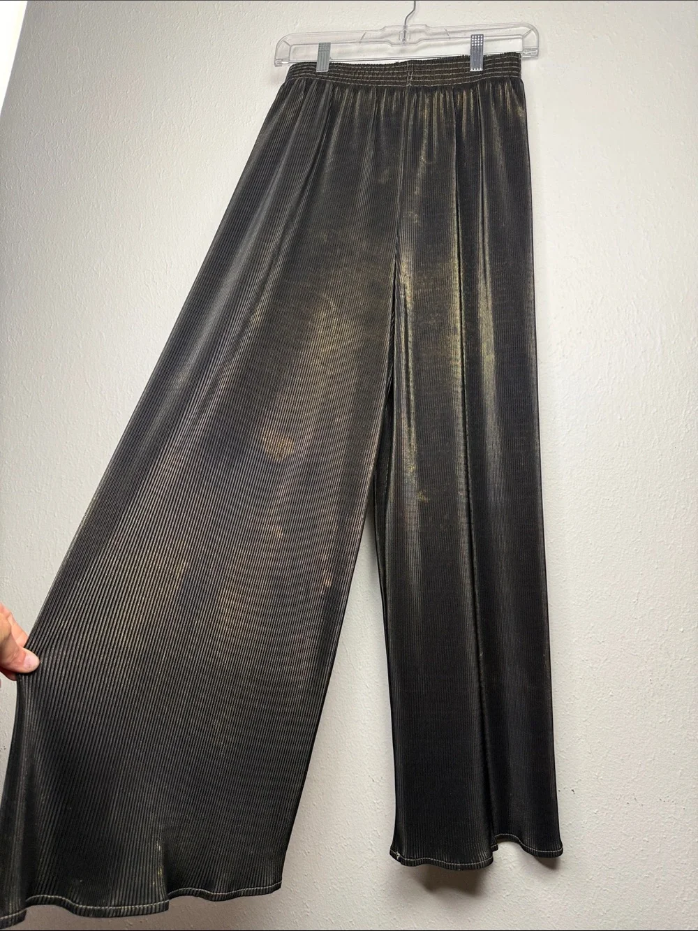 Jeri Marquez Black Metallic Pleated wide leg pants